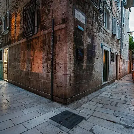 Διαμέρισμα Dumaneo Art *