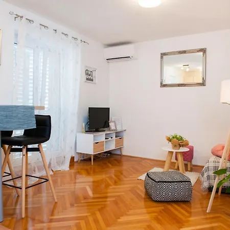 Appartement Dumaneo Art *